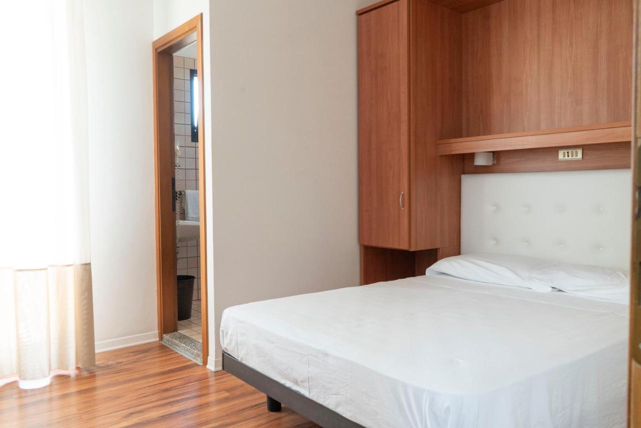 Hotel President Lido di Jesolo Buitenkant foto