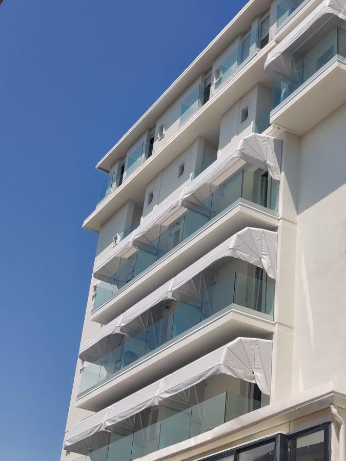 Hotel President Lido di Jesolo Buitenkant foto
