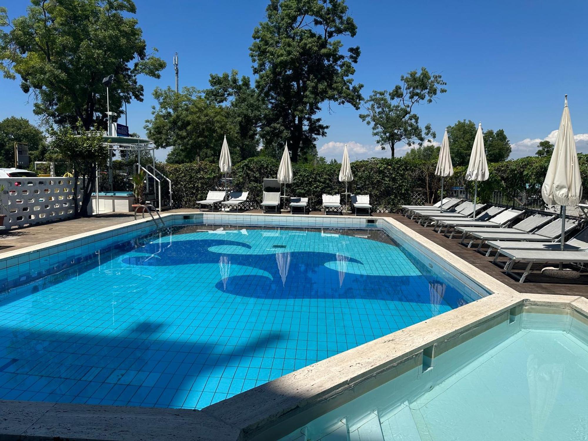 Hotel President Lido di Jesolo Buitenkant foto