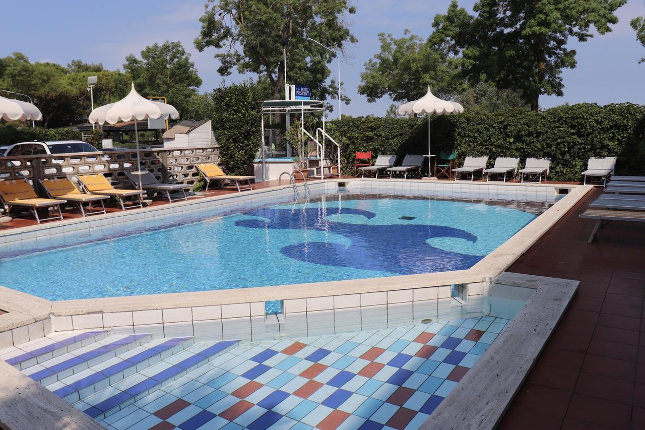 Hotel President Lido di Jesolo Buitenkant foto